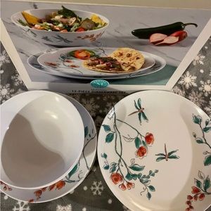 Martha Stewart Dinnerware Set